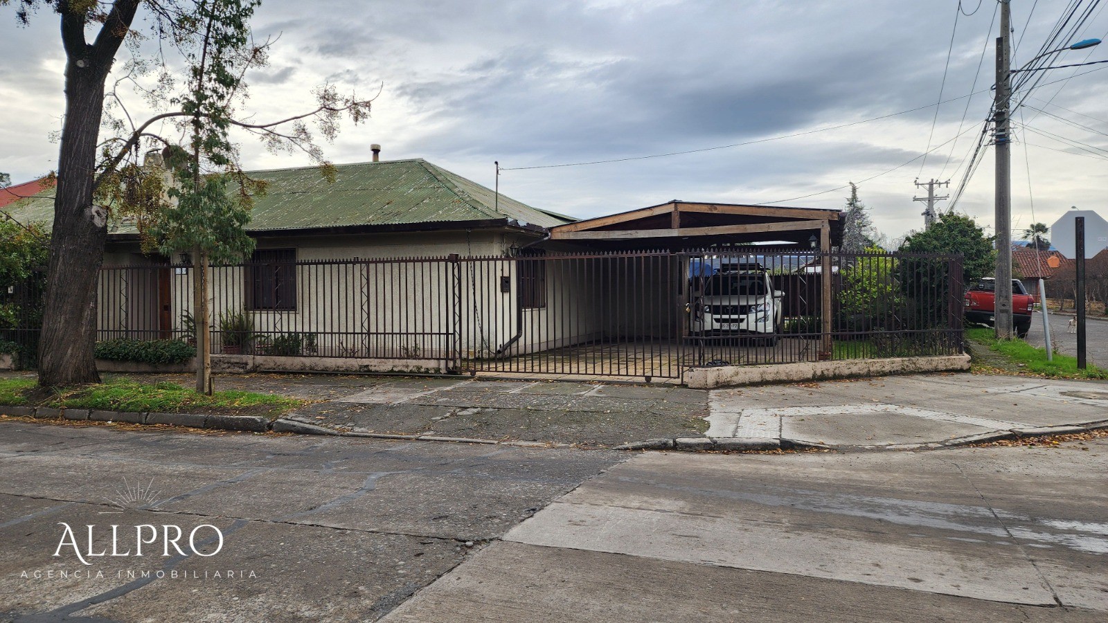Casa en venta Villa Triana Rancagua | Esquina, piscina y gran terreno 3D 2B 2E